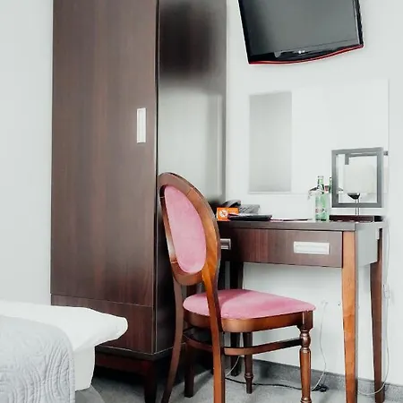 Palac Basen&spa 호텔