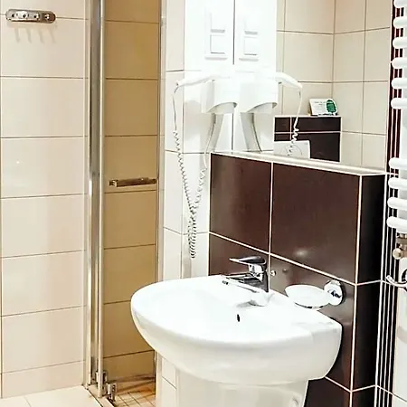 Palac Basen&spa Hotel 3*